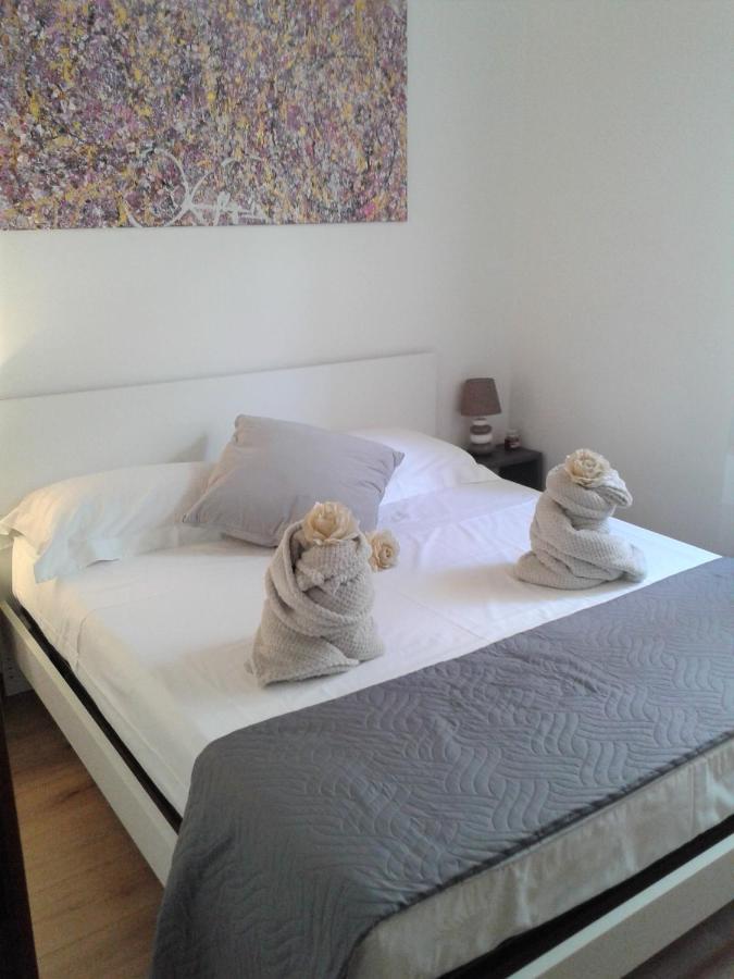 Castle View Lodge Intero Appartamento Verona Centro Storico Luaran gambar
